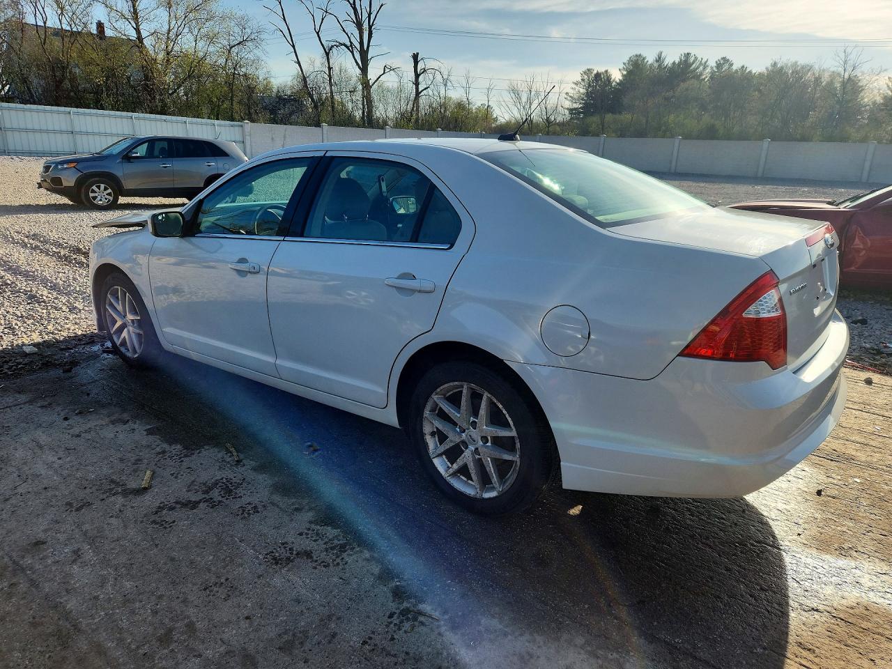 2012 FORD FUSION SE photo 3