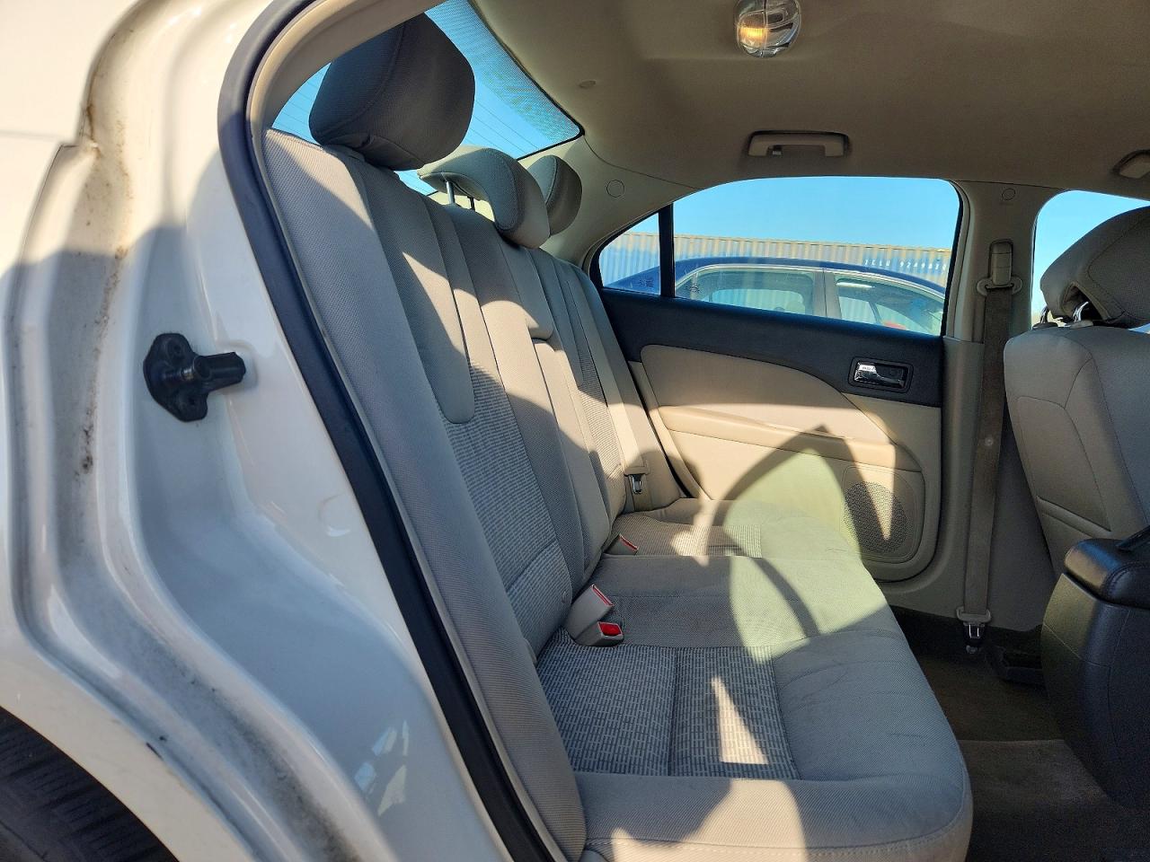 2012 FORD FUSION SE photo 19