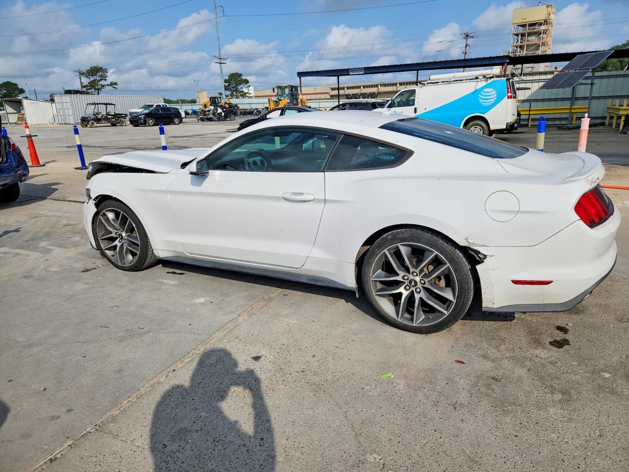 2016 FORD MUSTANG photo 3