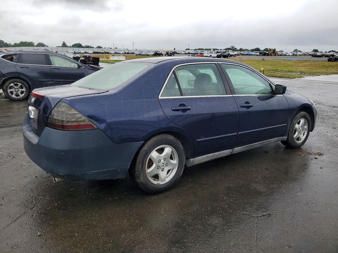 2006 HONDA ACCORD LX photo 5