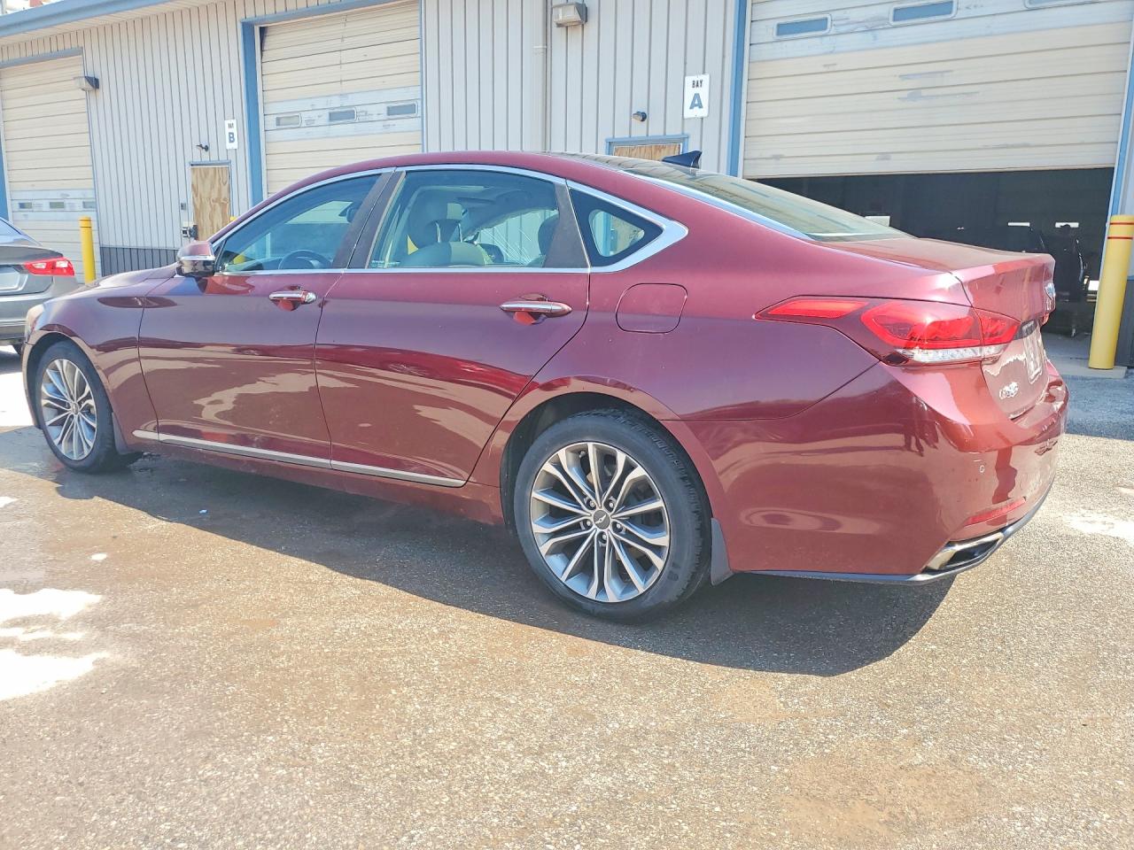 2015 HYUNDAI GENESIS 3.8L photo 3