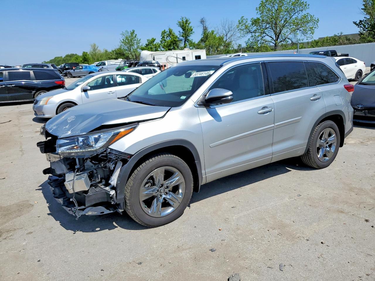 2017 TOYOTA HIGHLANDER