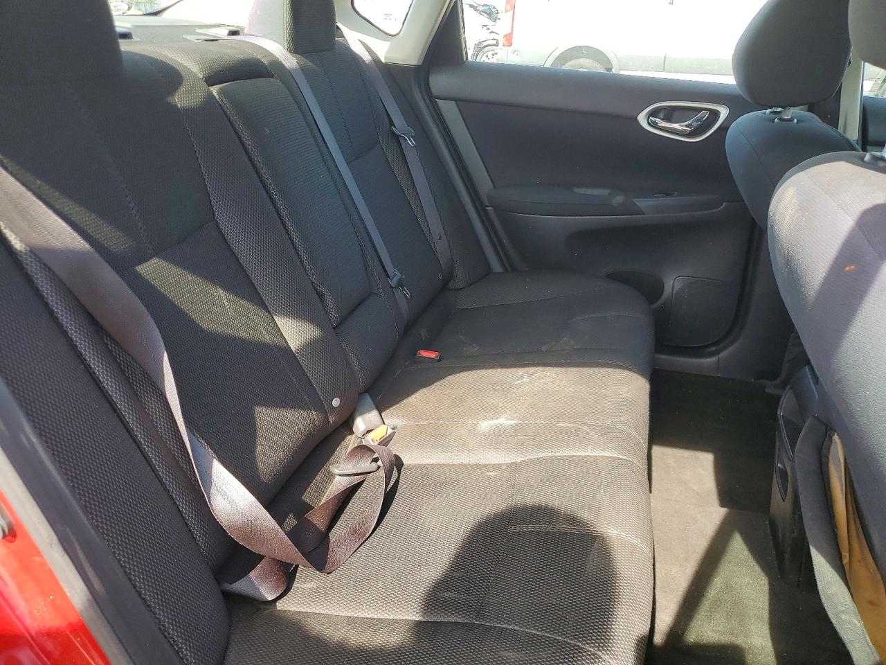2013 NISSAN SENTRA S photo 28