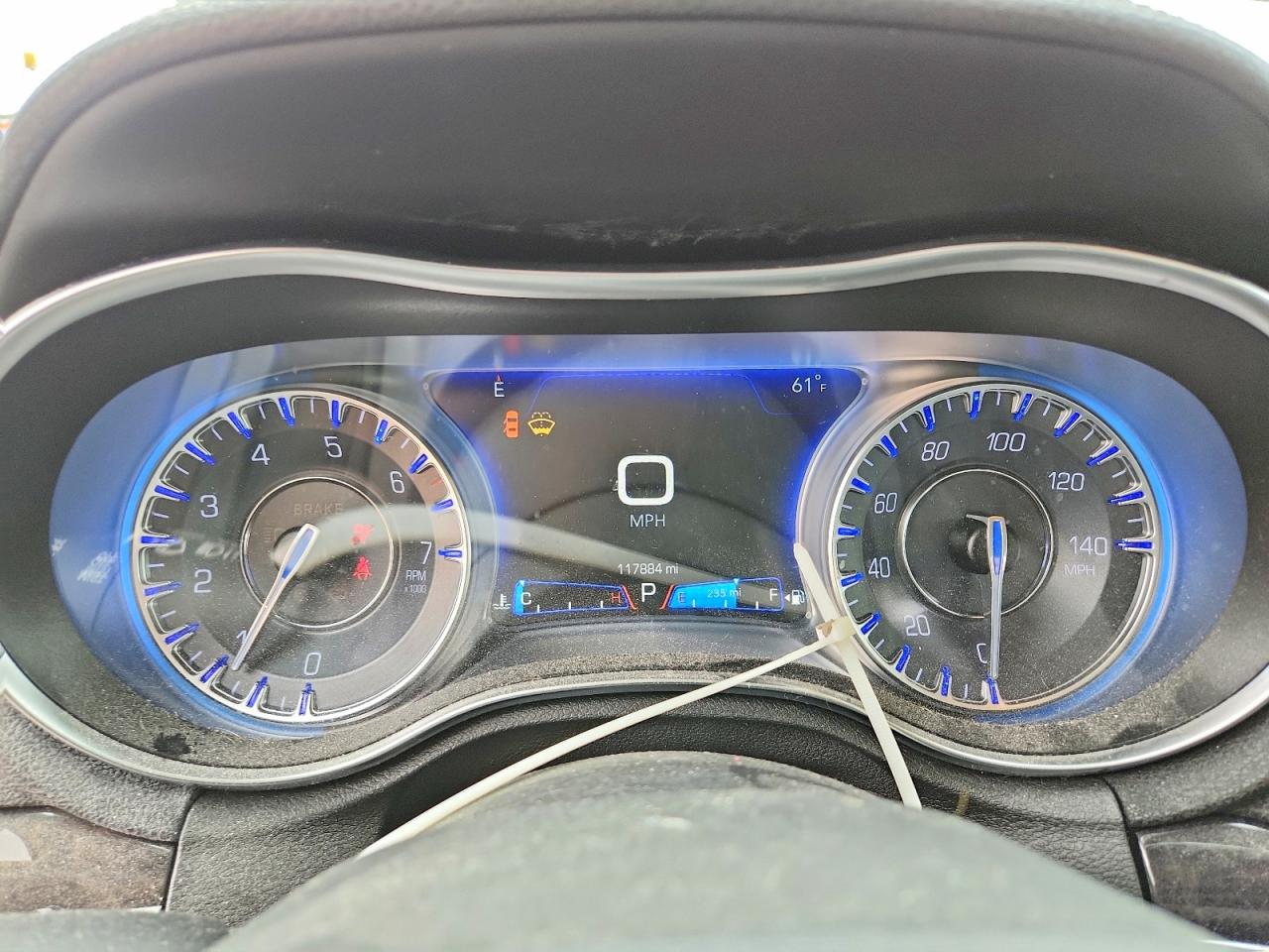 2018 CHRYSLER 300 LIMITED photo 25