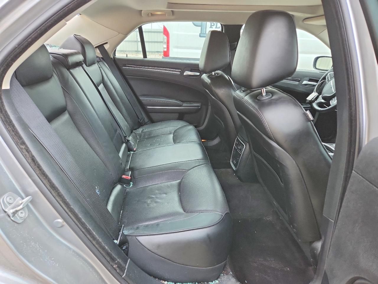 2018 CHRYSLER 300 LIMITED photo 28