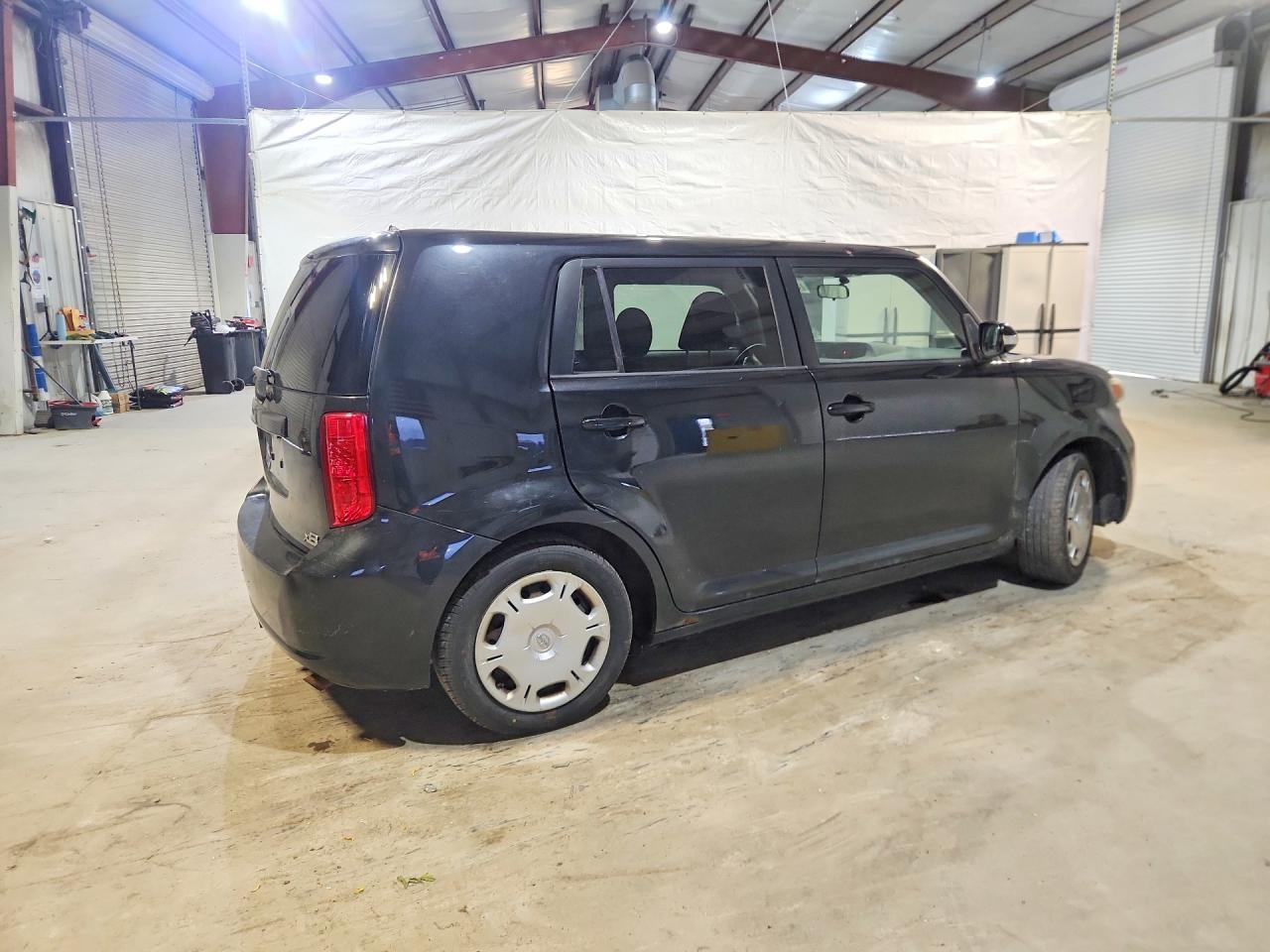 2008 TOYOTA SCION XB photo 5