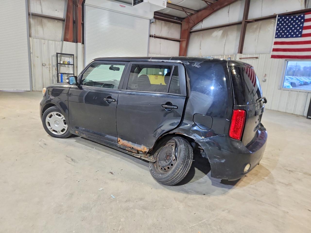 2008 TOYOTA SCION XB photo 3