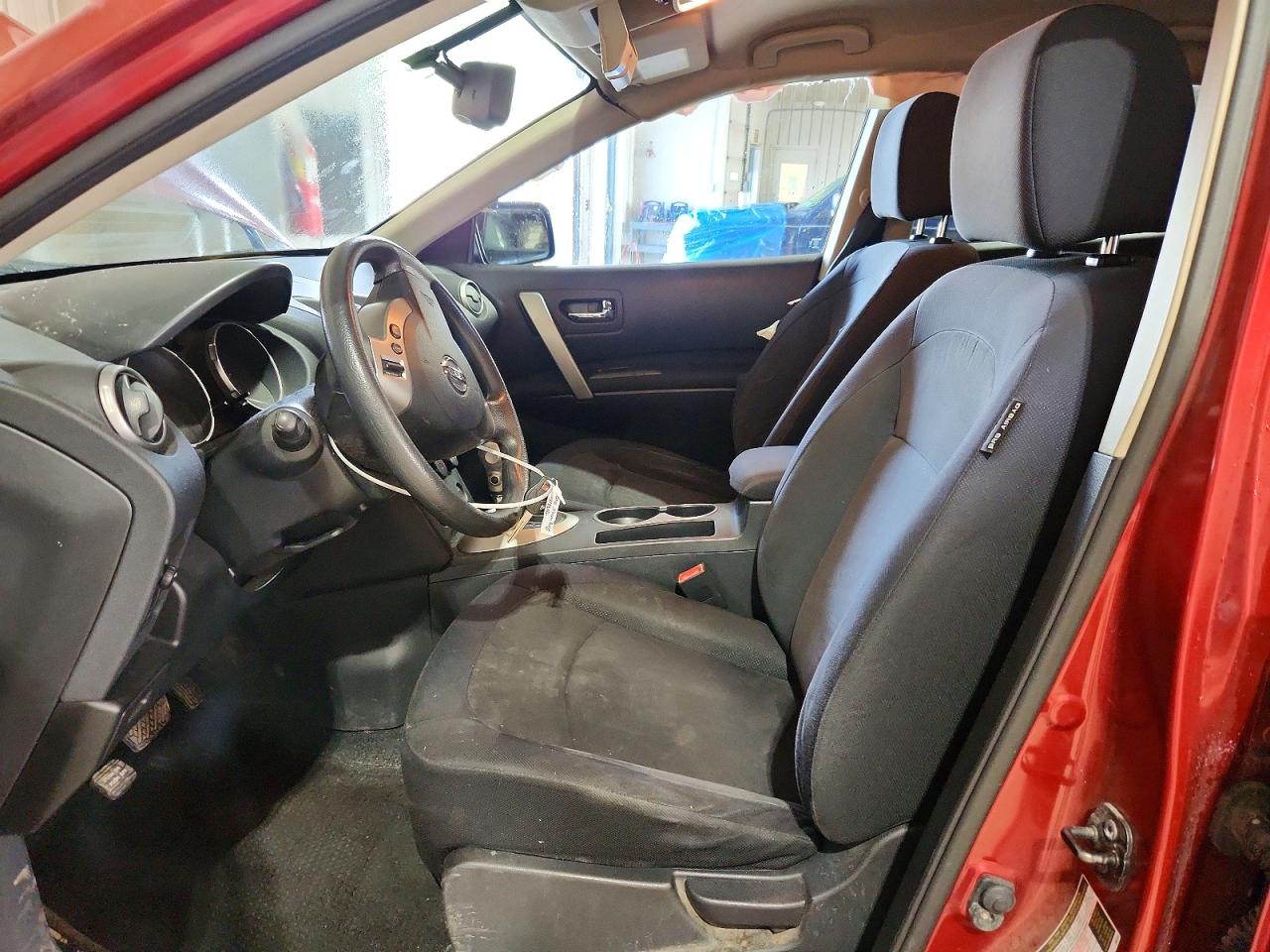 2010 NISSAN ROGUE S photo 19