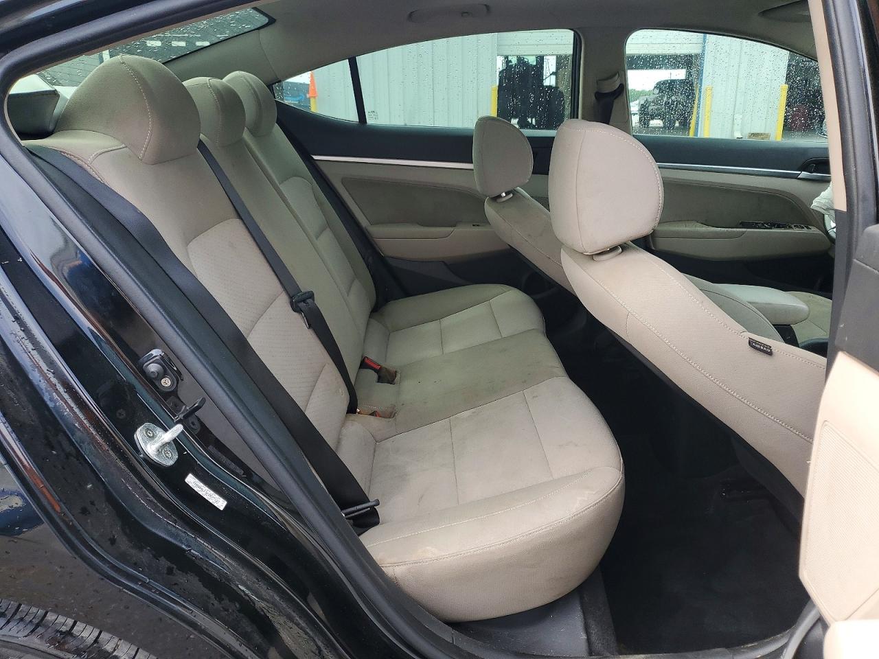 2019 HYUNDAI ELANTRA VALUE EDITION photo 10