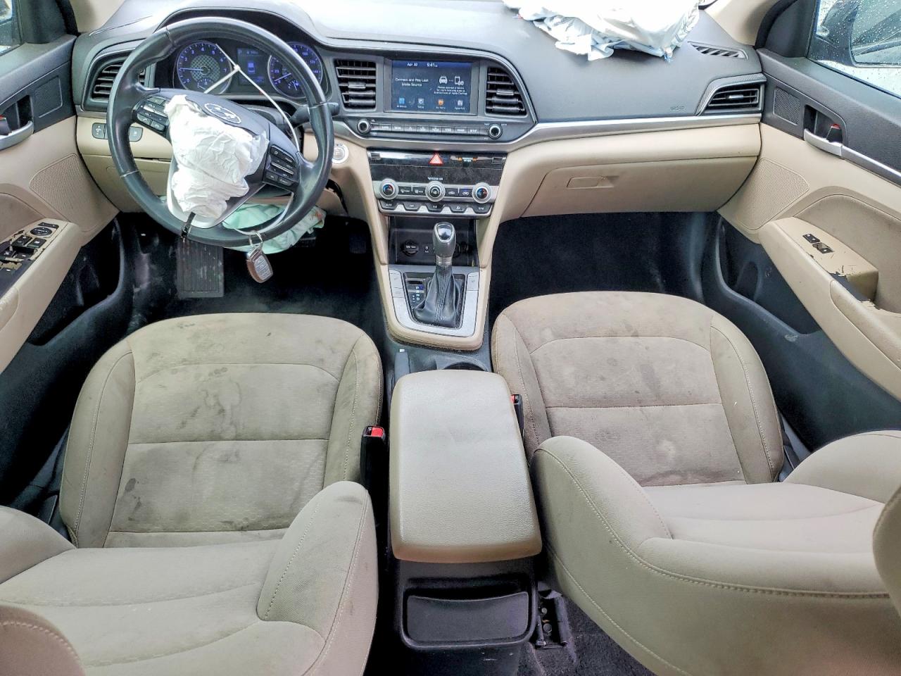 2019 HYUNDAI ELANTRA VALUE EDITION photo 8