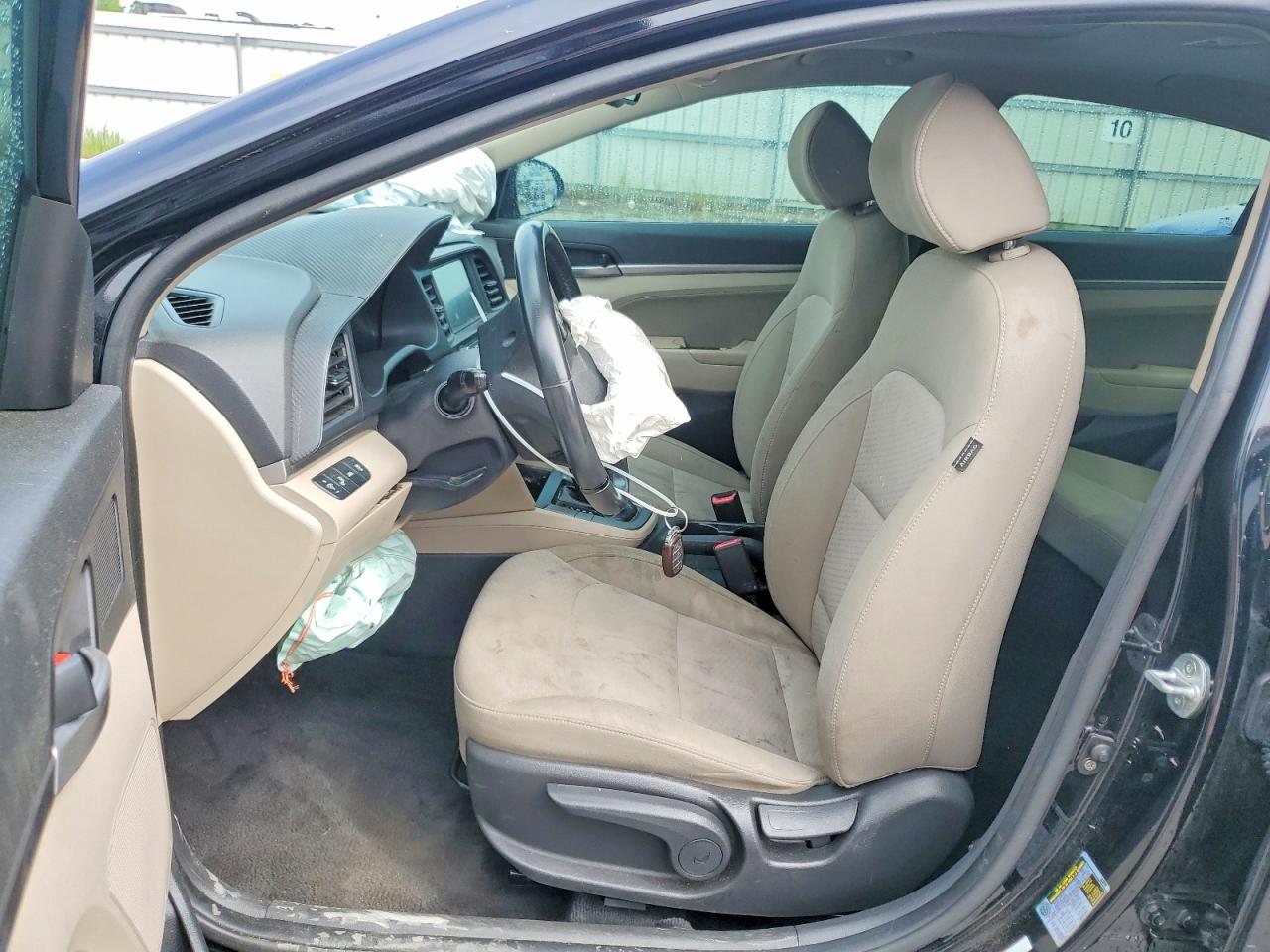 2019 HYUNDAI ELANTRA VALUE EDITION photo 7