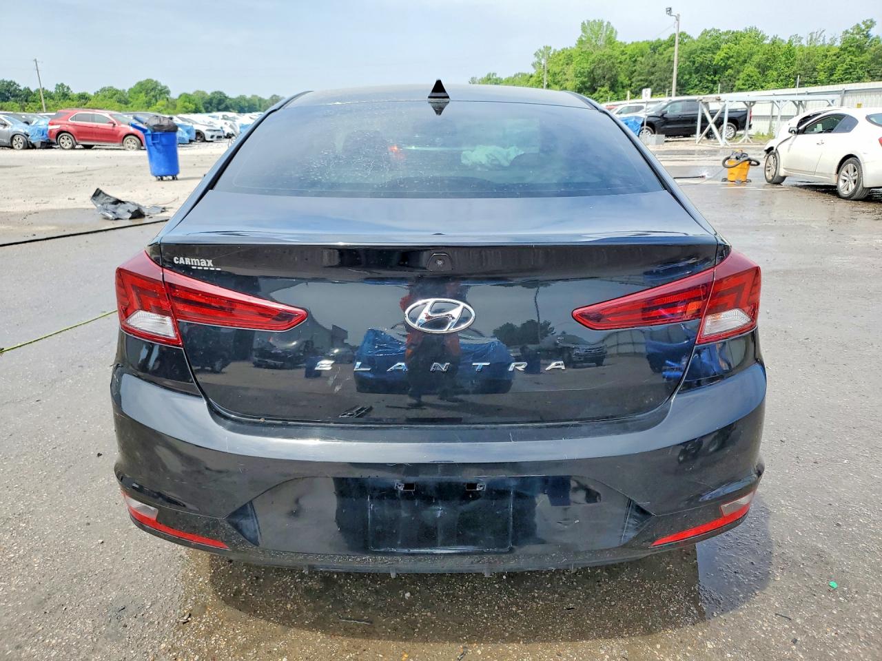 2019 HYUNDAI ELANTRA VALUE EDITION photo 6