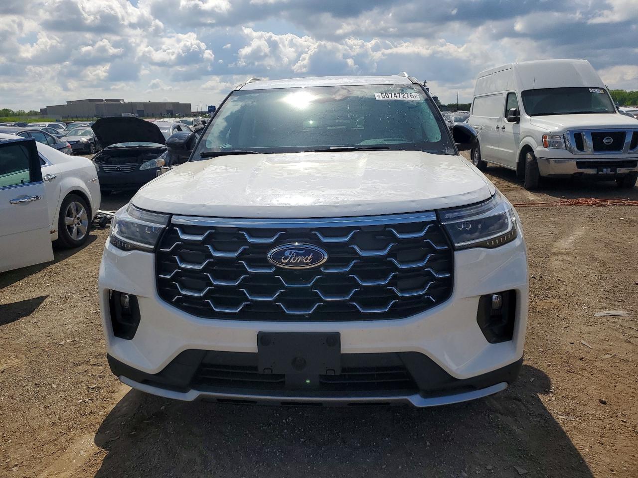 2025 FORD EXPLORER PLATINUM photo 13