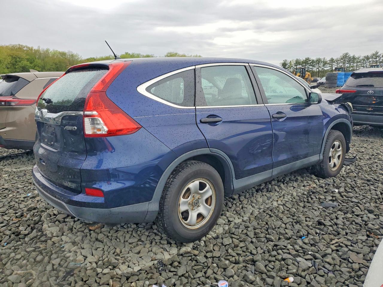 2015 HONDA CR-V LX photo 7