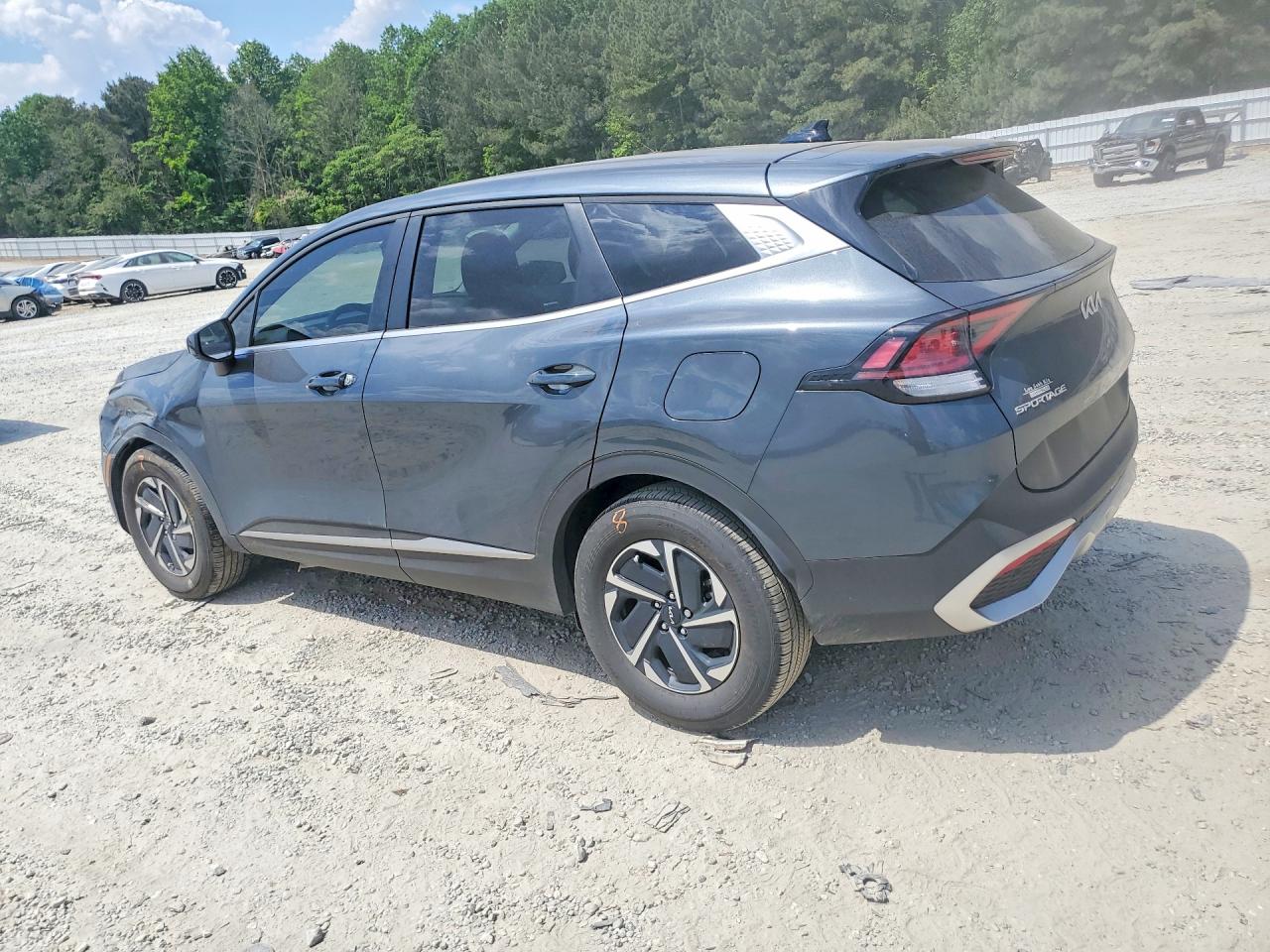 2025 KIA SPORTAGE LX photo 4