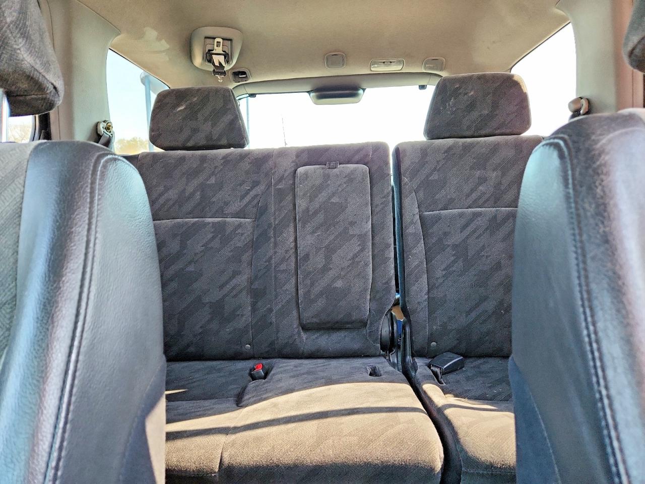 2004 HONDA CR-V EX photo 28
