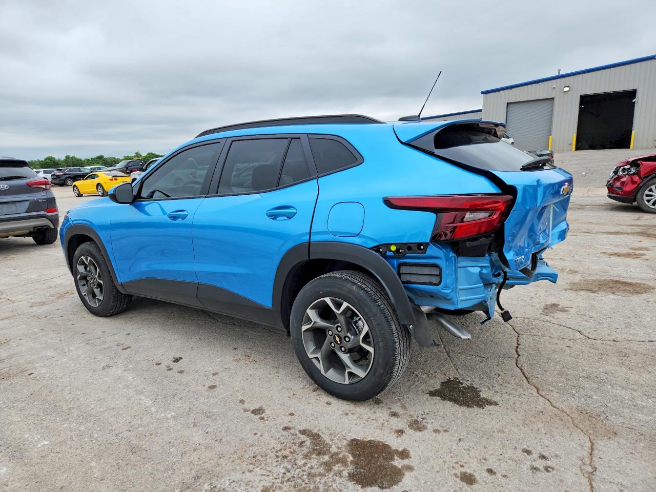 2025 CHEVROLET TRAX 1LT photo 4