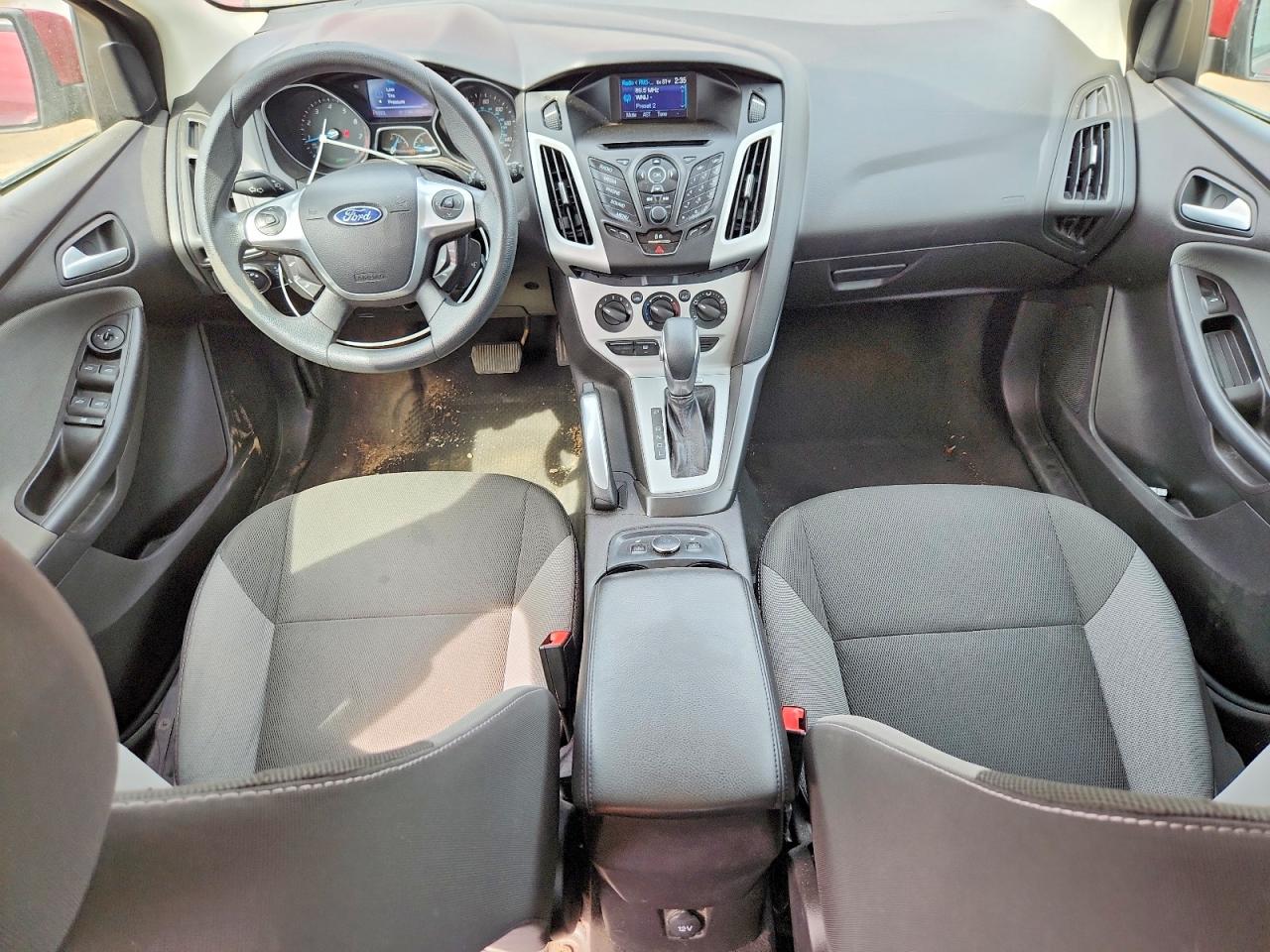2013 FORD FOCUS SE photo 15