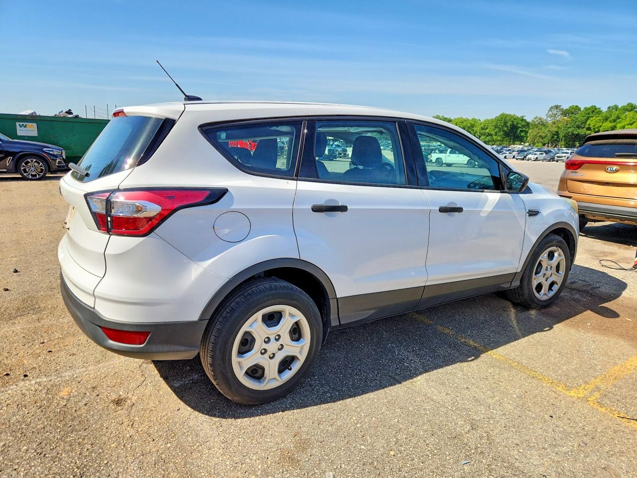 2017 FORD ESCAPE S photo 7