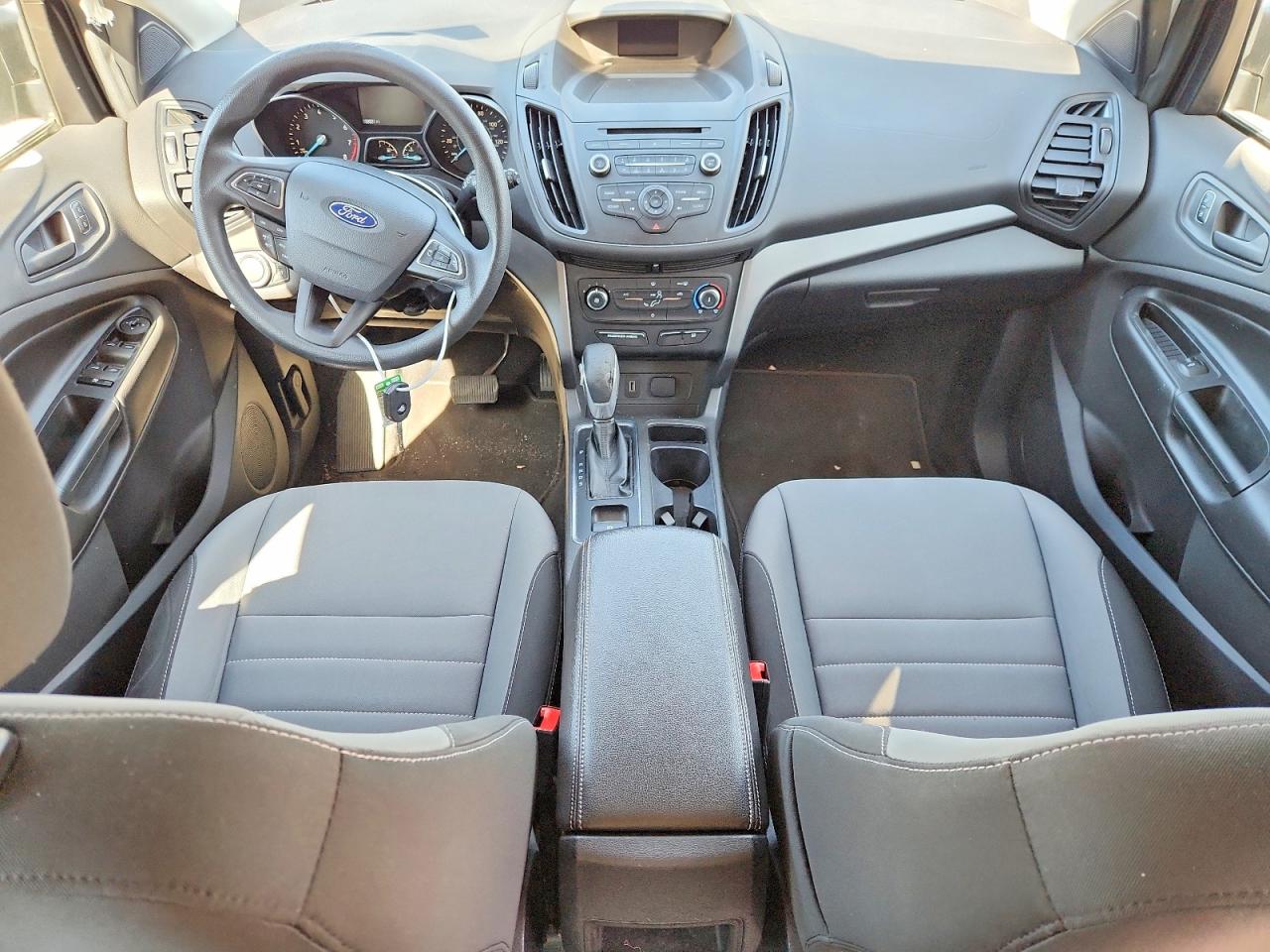 2017 FORD ESCAPE S photo 22