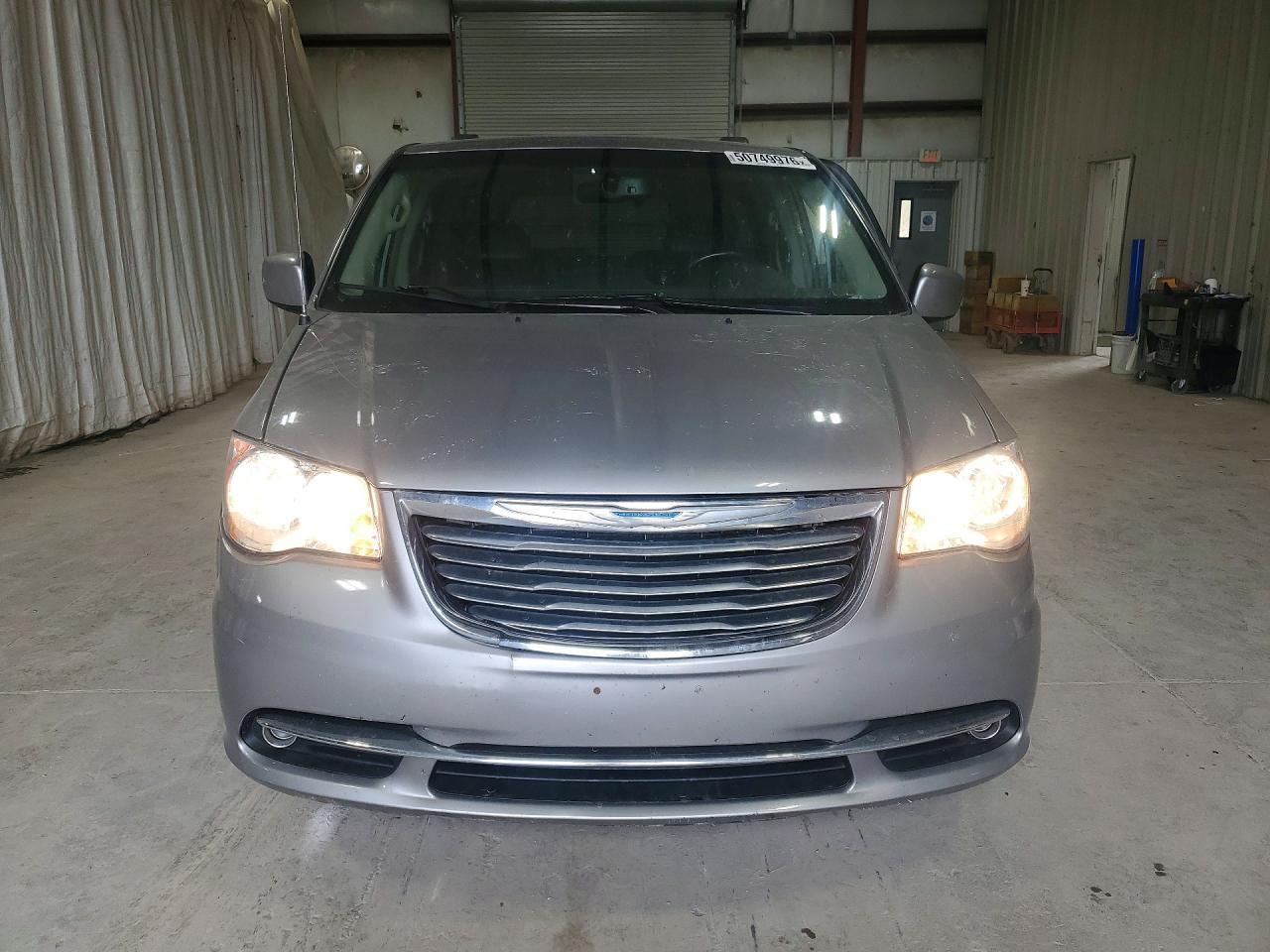 2015 CHRYSLER TOWN & COUNTRY TOURING photo 13