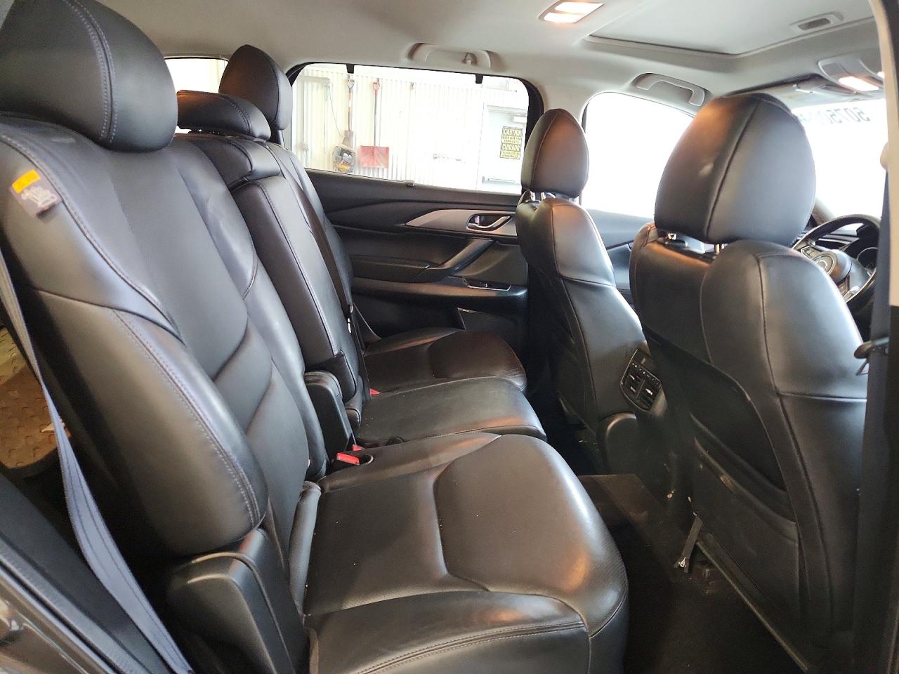 2018 MAZDA CX-9 TOURING photo 11