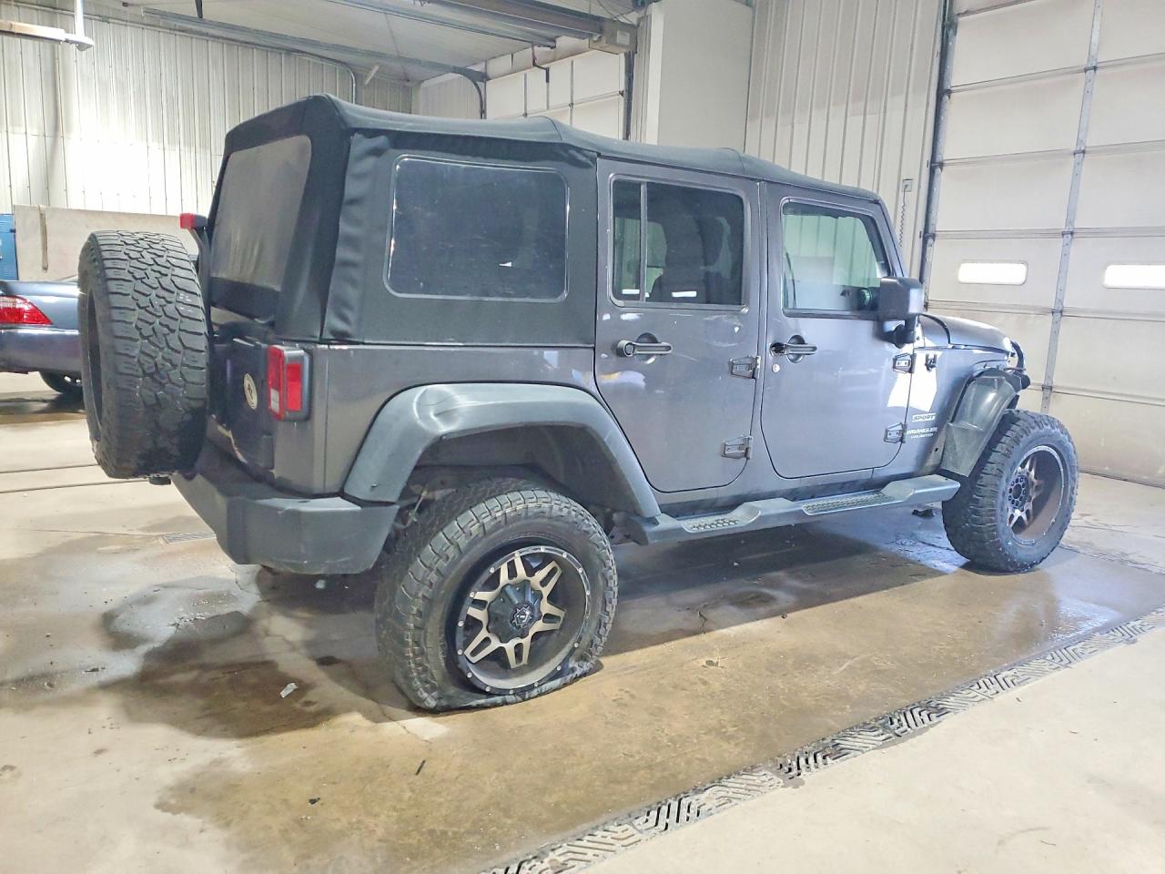 2016 JEEP WRANGLER UNLIMITED SPORT photo 5