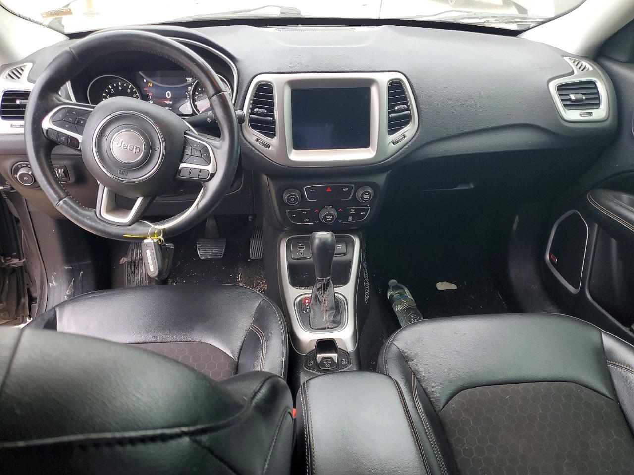 2017 JEEP COMPASS LATITUDE photo 22