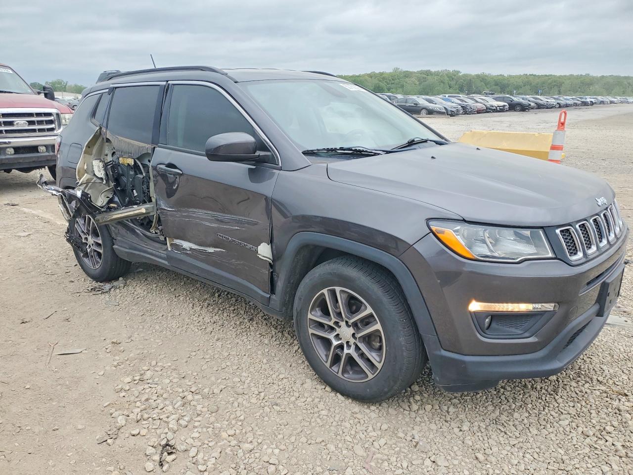 2017 JEEP COMPASS LATITUDE photo 10