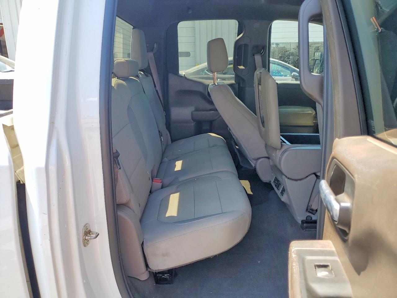 2020 CHEVROLET SILVERADO C1500 LT photo 28