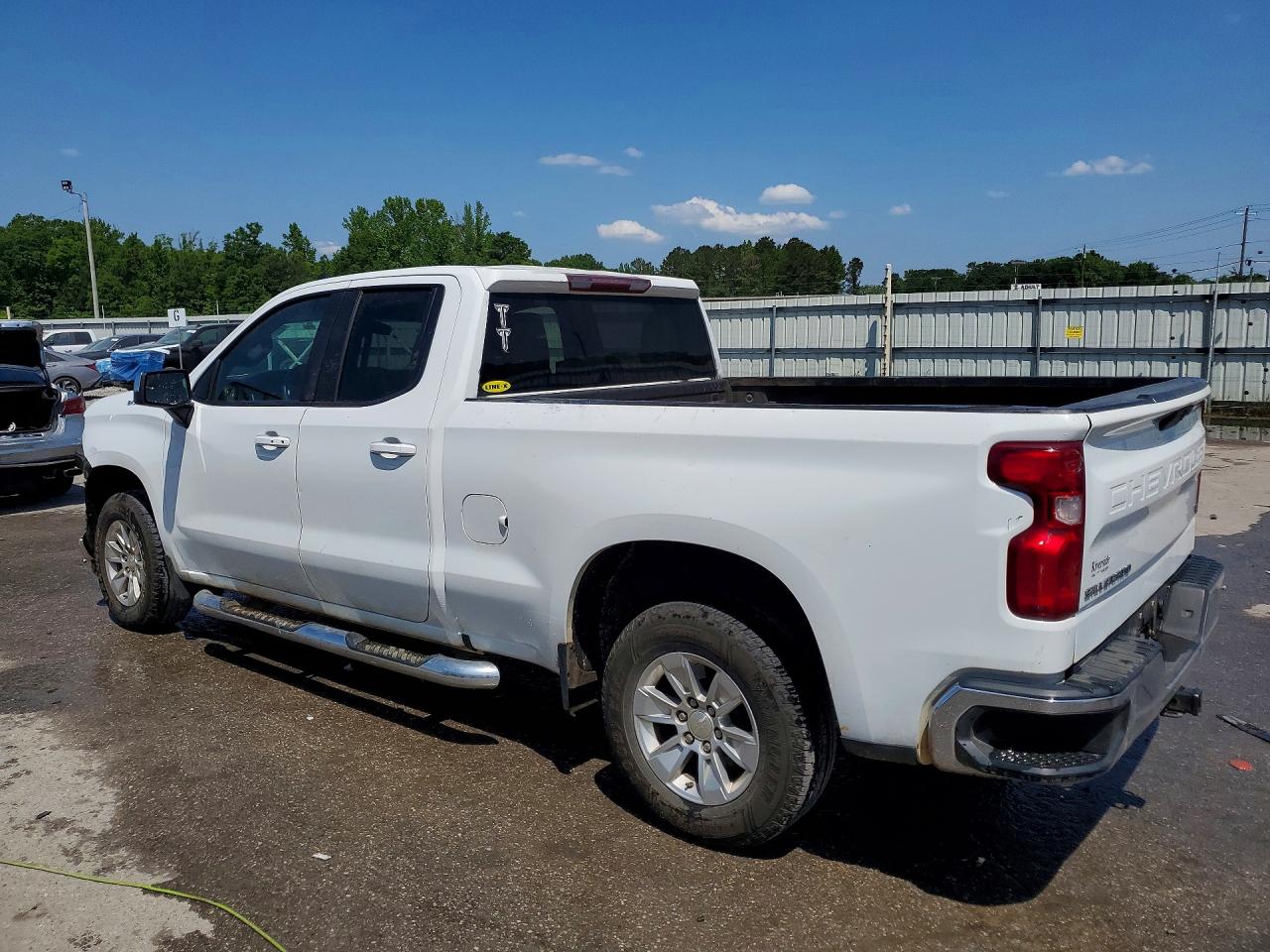 2020 CHEVROLET SILVERADO C1500 LT photo 4