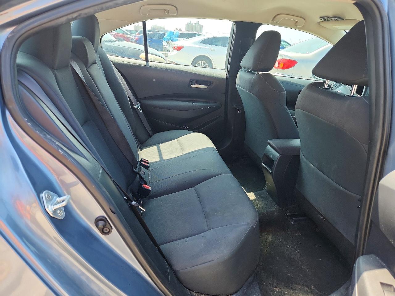 2021 TOYOTA COROLLA LE photo 19
