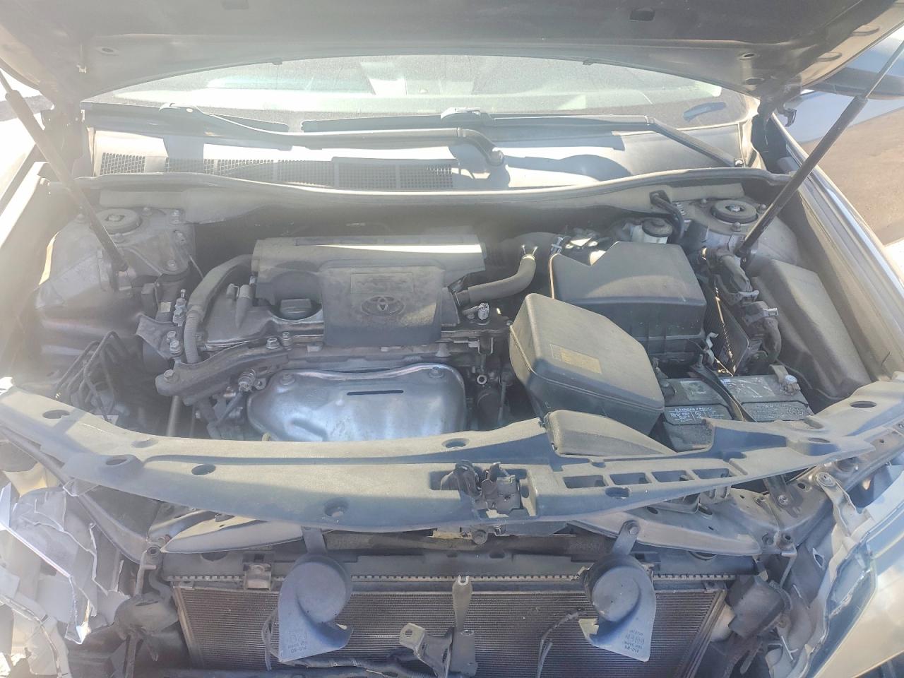 2014 TOYOTA CAMRY SE photo 31