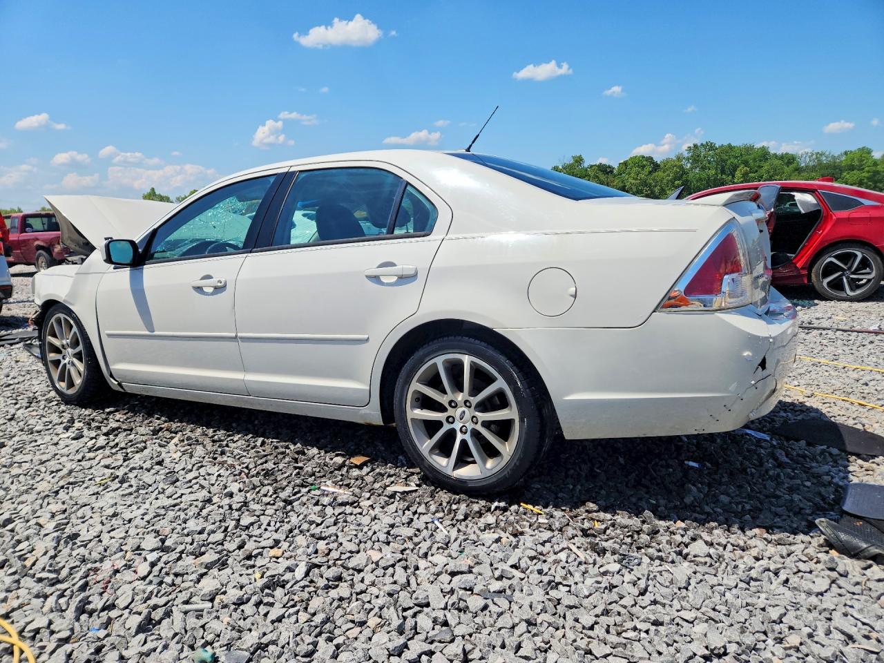 2009 FORD FUSION SE photo 3