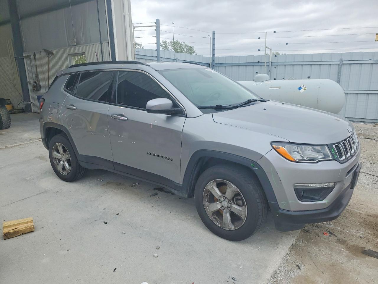 2019 JEEP COMPASS photo 7