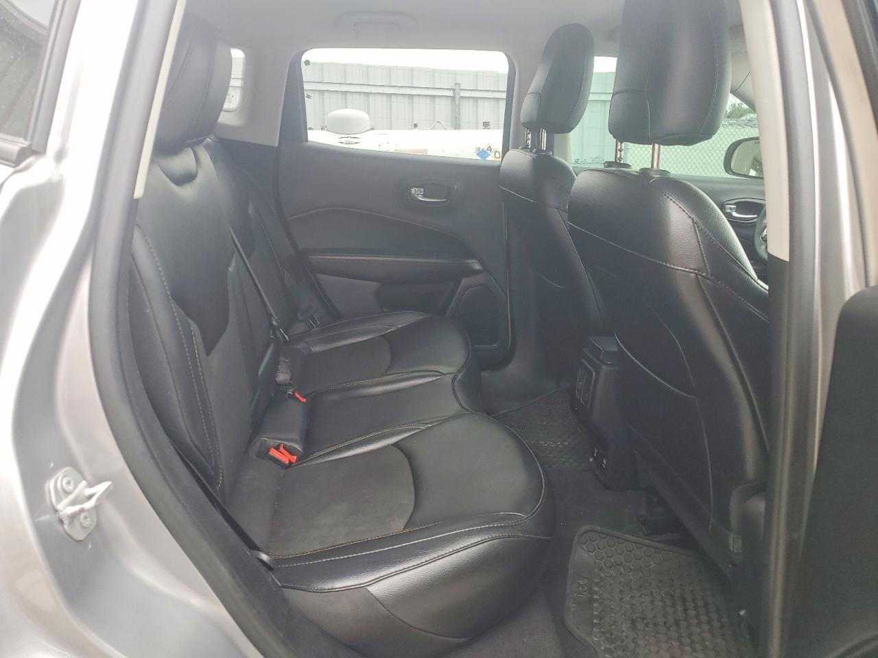 2019 JEEP COMPASS photo 21
