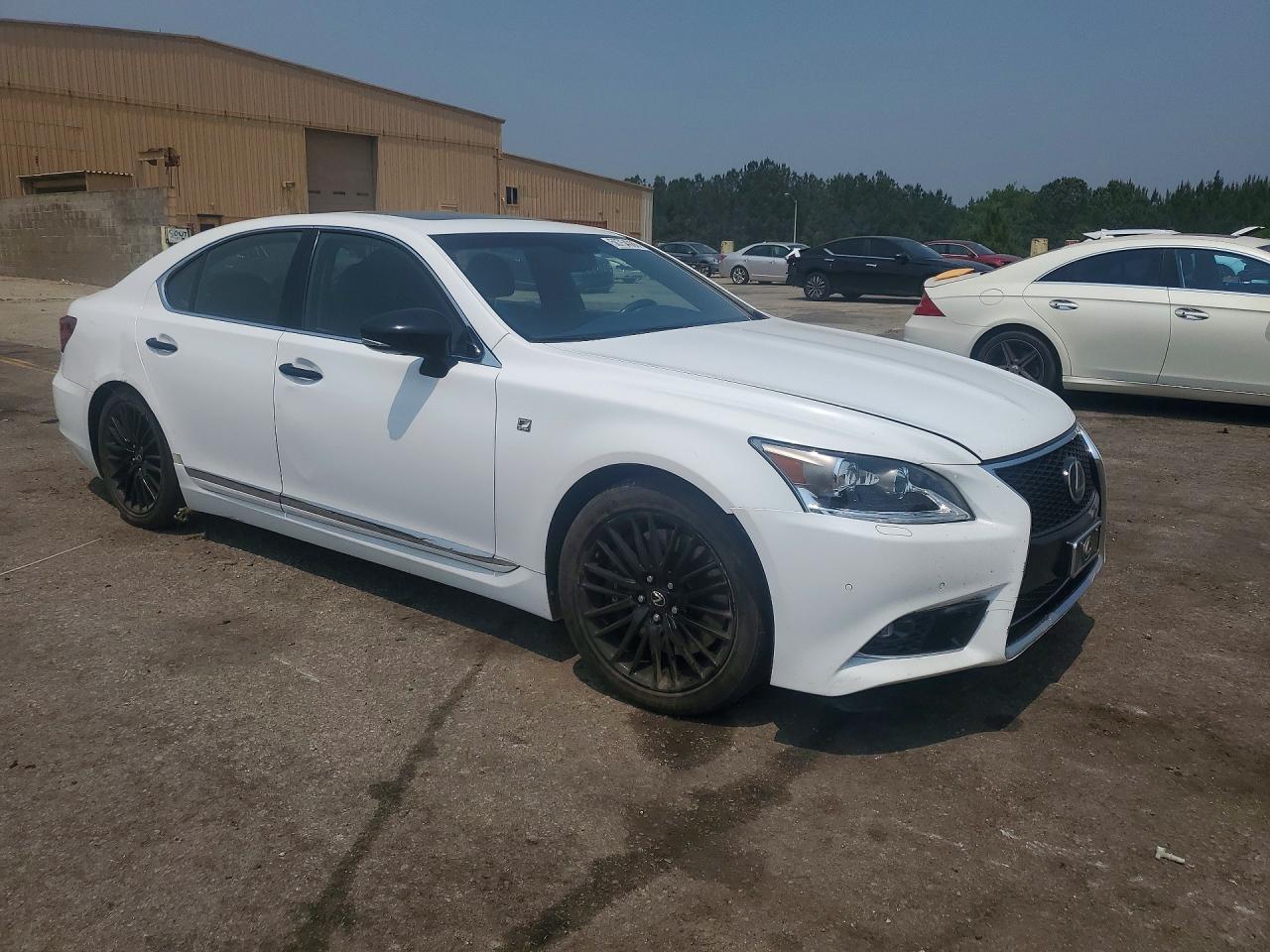 2015 LEXUS LS 460 photo 7