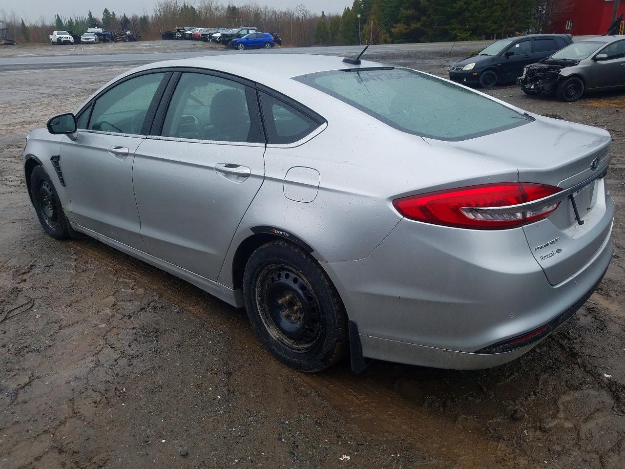 2017 FORD FUSION SE photo 3