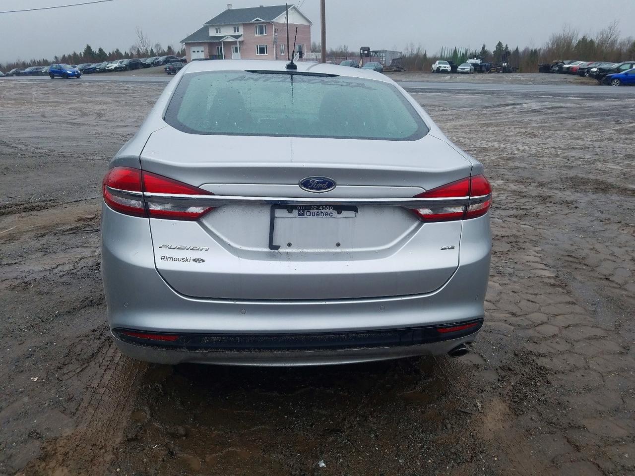 2017 FORD FUSION SE photo 11
