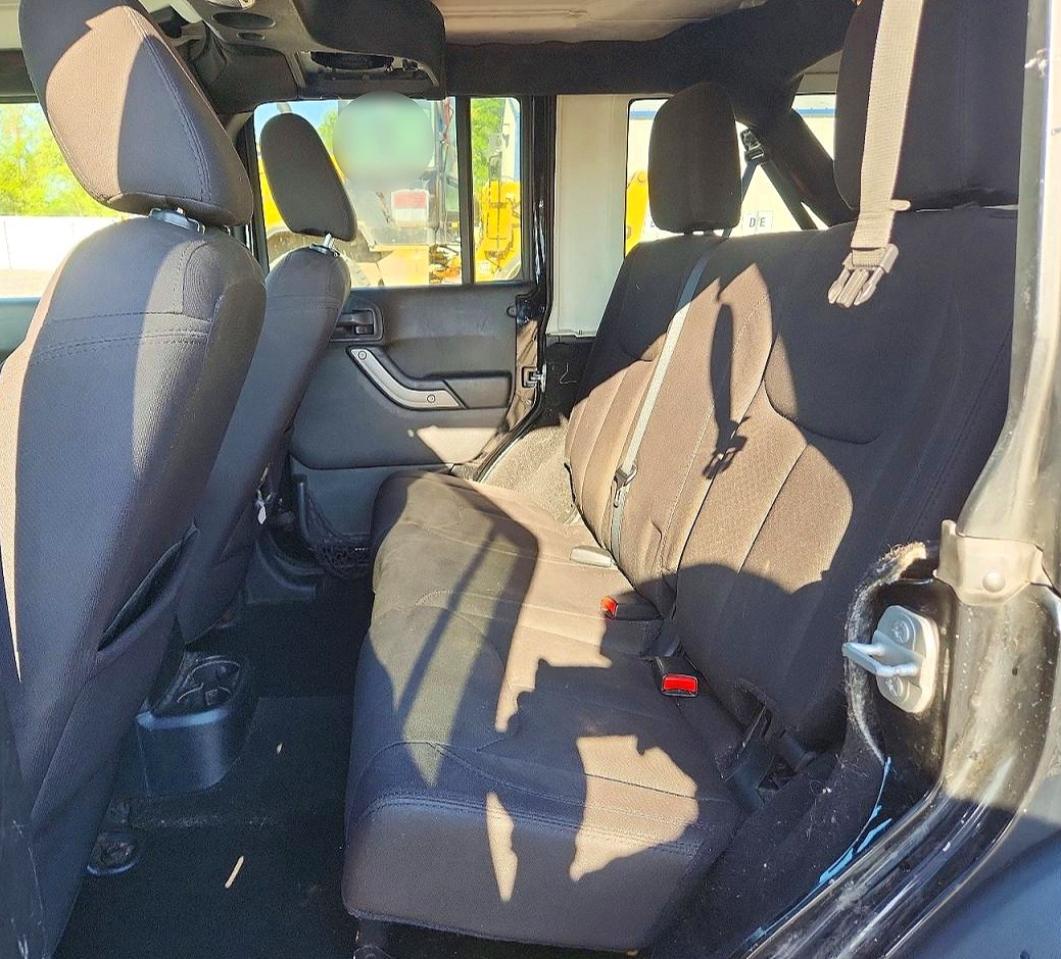 2015 JEEP WRANGLER UNLIMITED SPORT photo 19