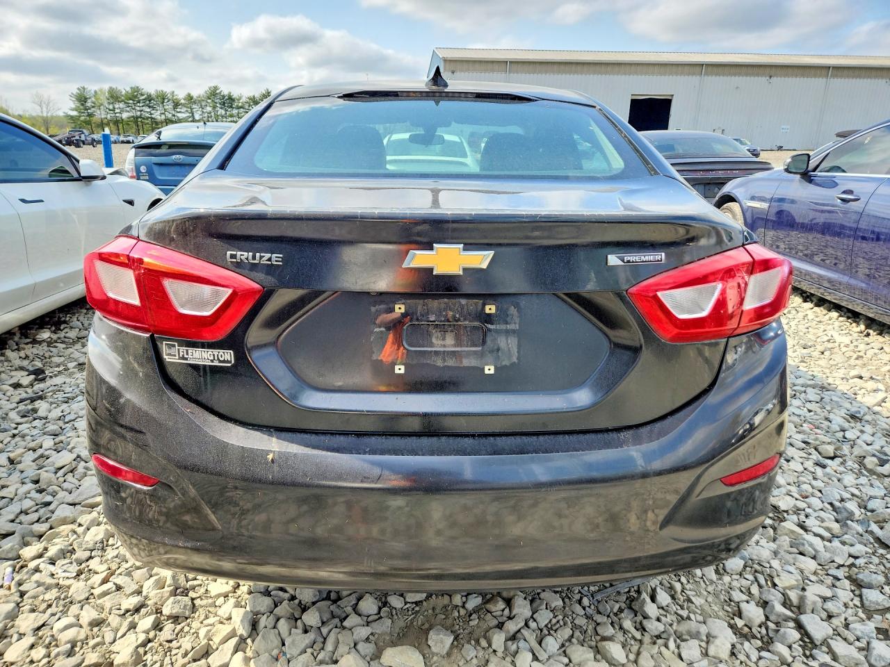 2017 CHEVROLET CRUZE PREMIER photo 11