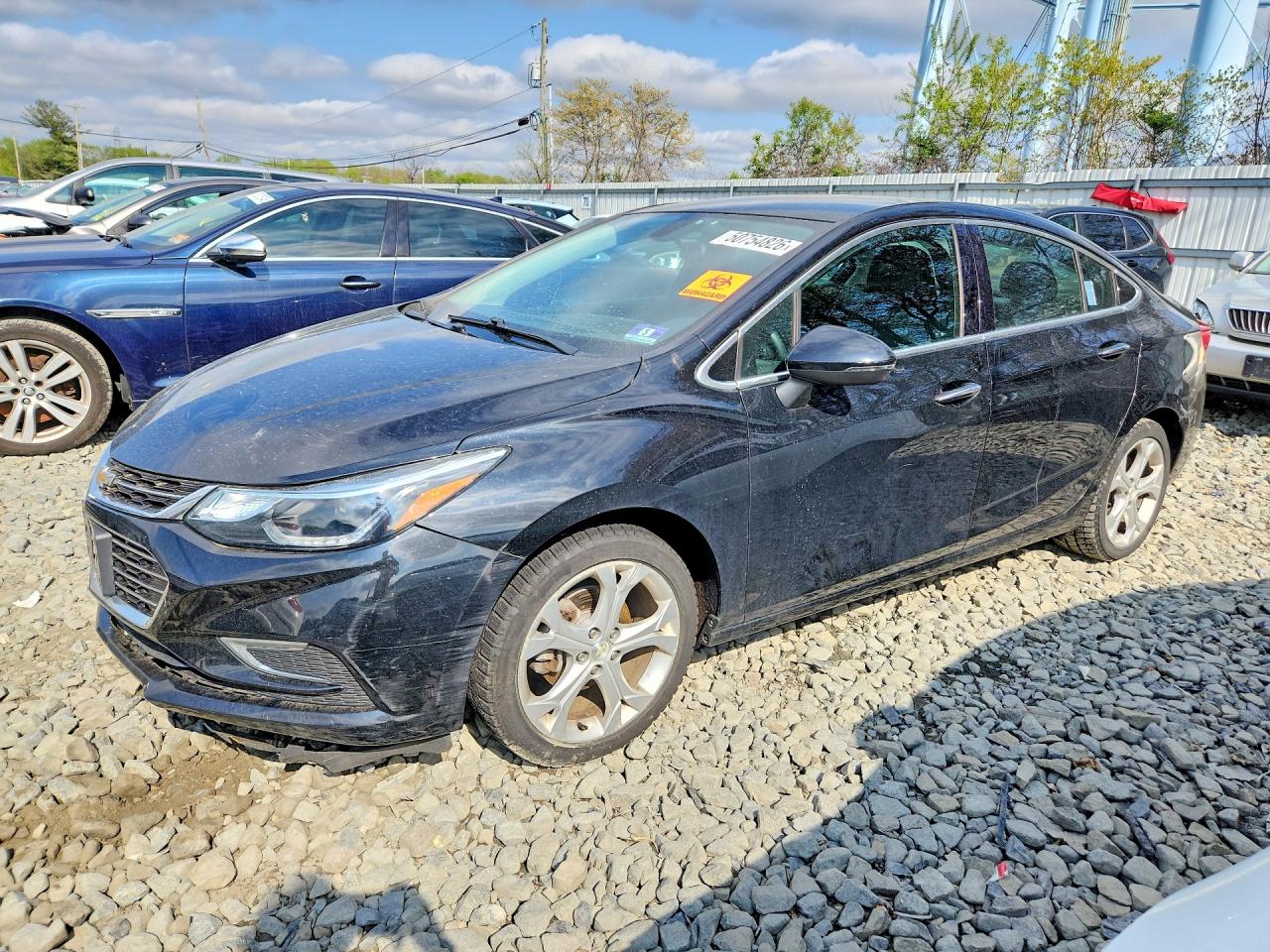 2017 CHEVROLET CRUZE