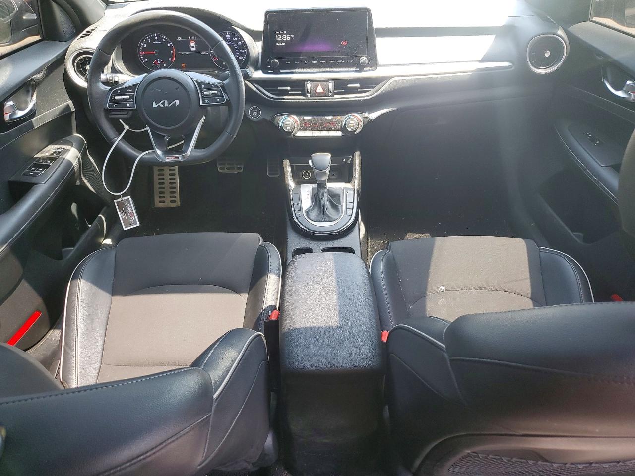 2024 KIA FORTE GT LINE photo 22
