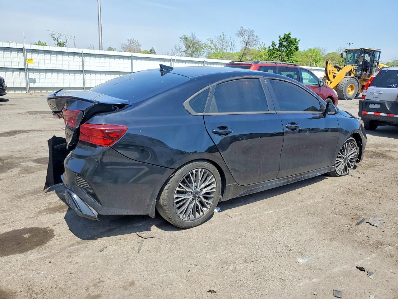 2024 KIA FORTE GT LINE photo 7