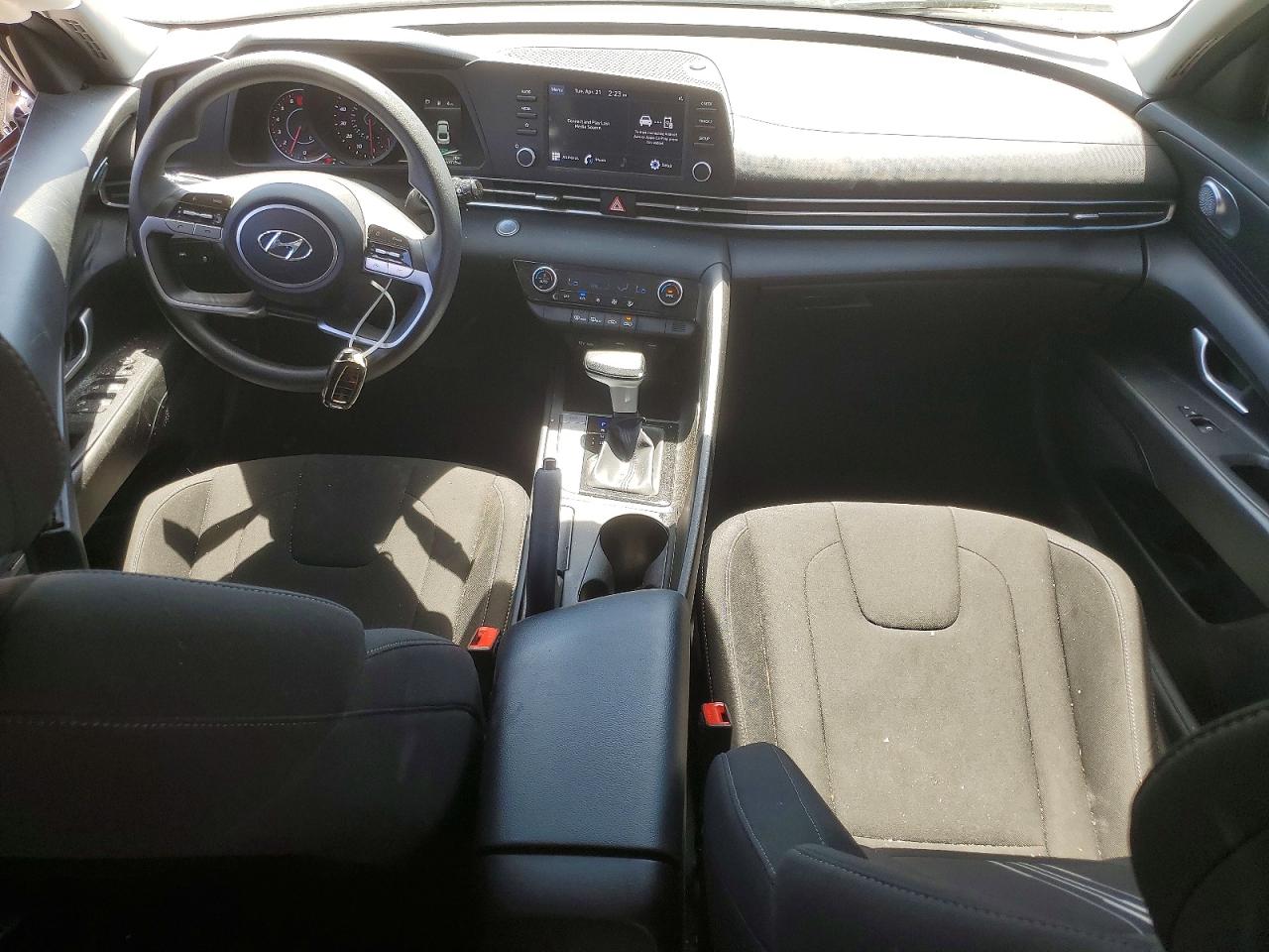 2023 HYUNDAI ELANTRA SEL photo 15