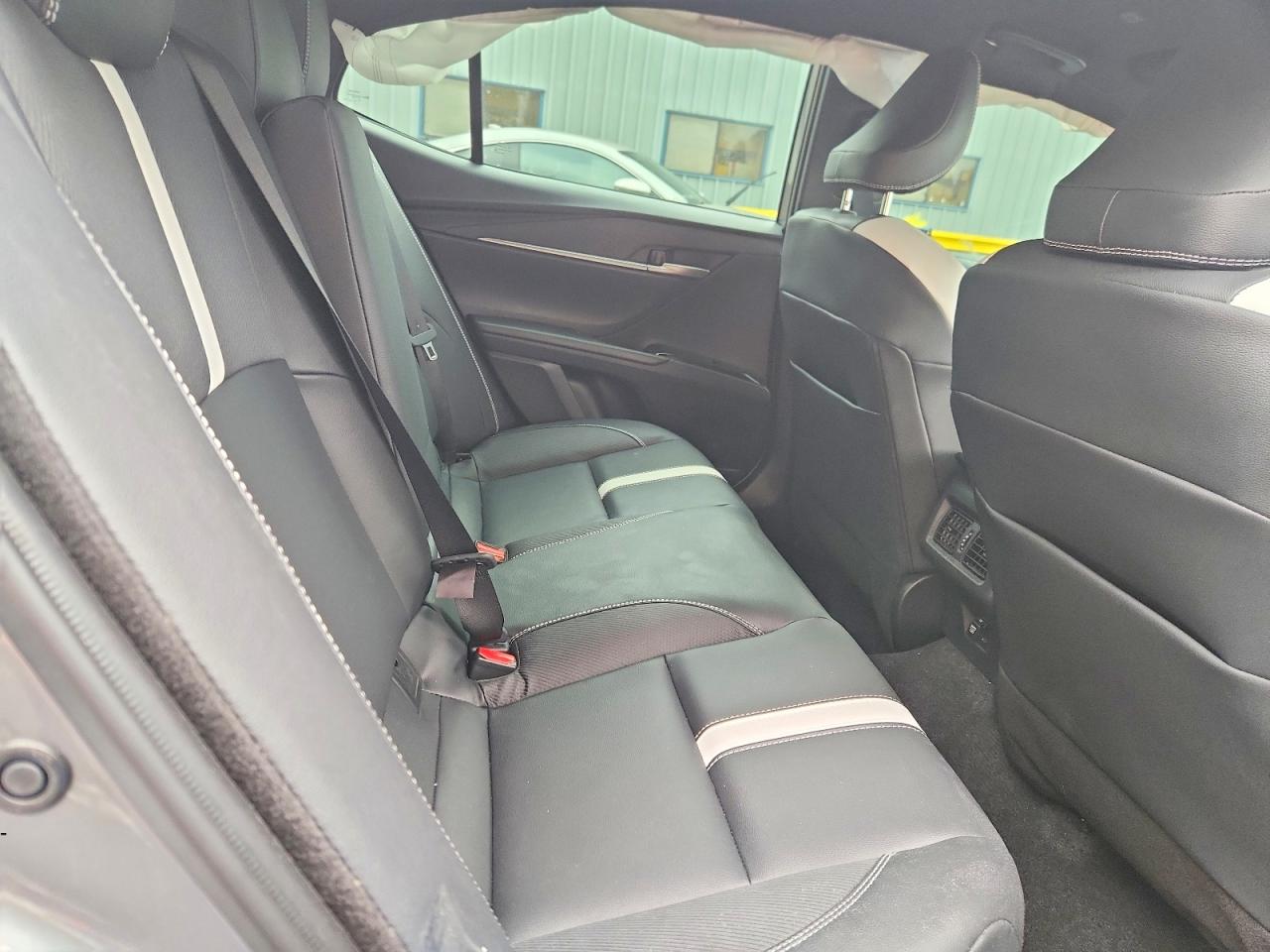 2026 TOYOTA CAMRY SE photo 28