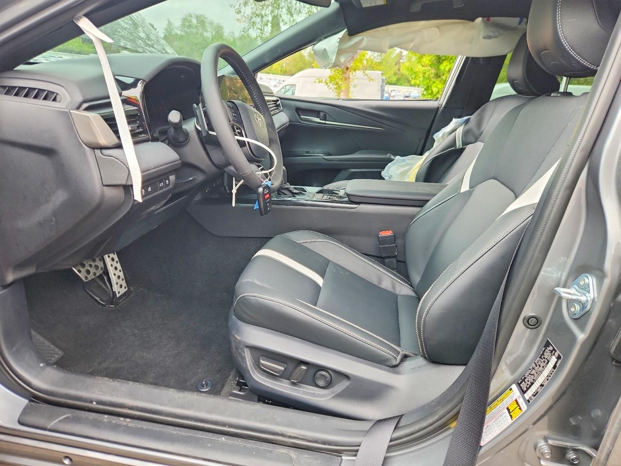 2026 TOYOTA CAMRY SE photo 19