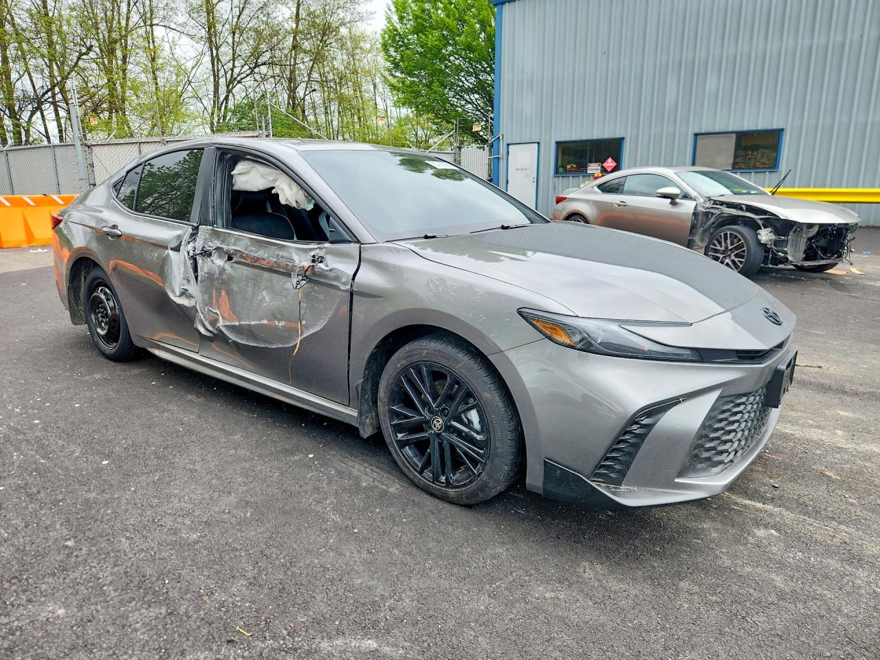 2026 TOYOTA CAMRY SE photo 10