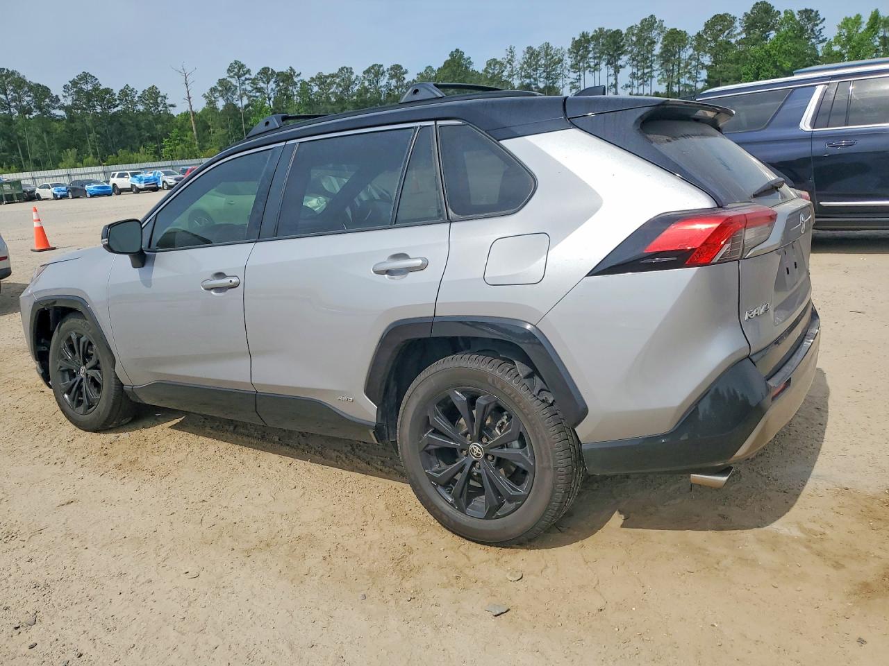 2025 TOYOTA RAV4 XSE photo 3