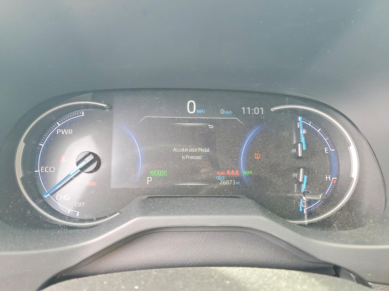 2025 TOYOTA RAV4 XSE photo 17